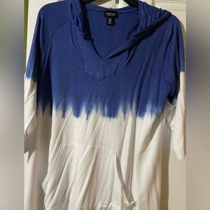 Blue and White hooded pullover Ombr Jones & Co Jones New York 1X